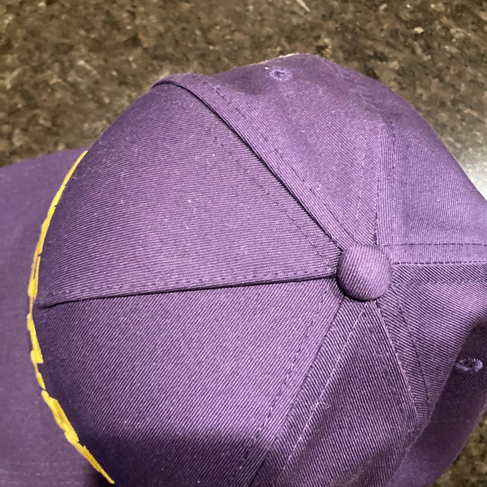 Trucker hat - Picture 2 of 5